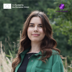 Eliska Headshot EN
